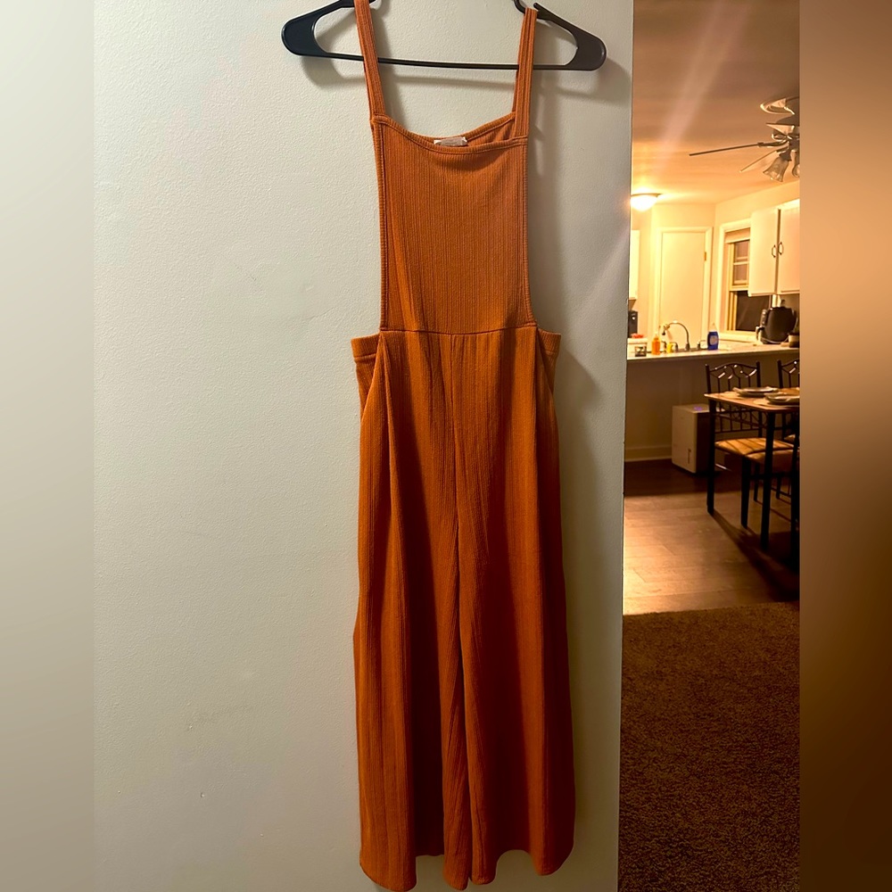Size medium cropped leg pantsuit
